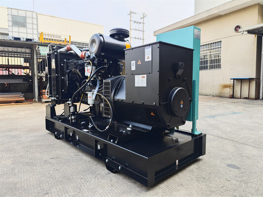 औद्योगिक सेटिंग्स में बिजली आपूर्ति के लिए डिज़ाइन किए गए 63KVA से 1004KVA तक DOOSAN डीजल जेनरेटर का बॉबिग विस्तृत चयन